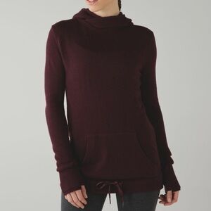 Lululemon sweet Savasana pullover in the color heathered Bordeaux size 6